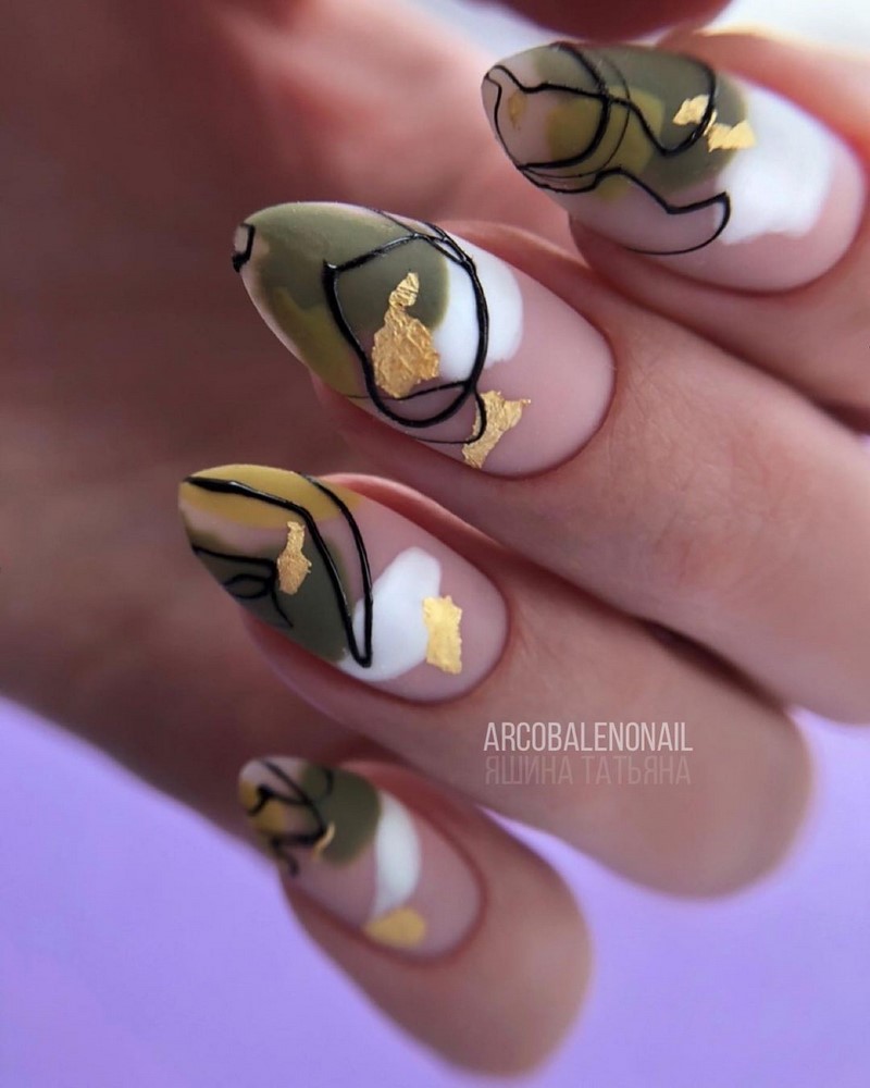 Блестящий маникюр с фольгой 2026 года: лучшие идеи дизайна ногтей с фольгой — фото