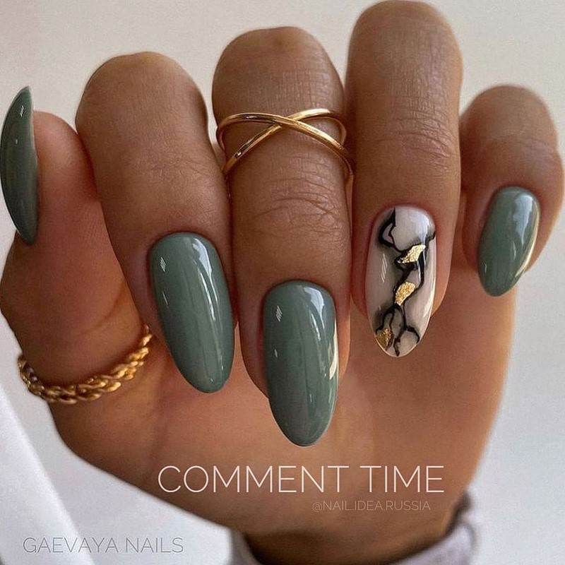 Блестящий маникюр с фольгой 2026 года: лучшие идеи дизайна ногтей с фольгой — фото