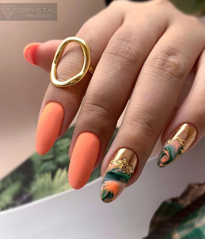 Блестящий маникюр с фольгой 2026 года: лучшие идеи дизайна ногтей с фольгой — фото