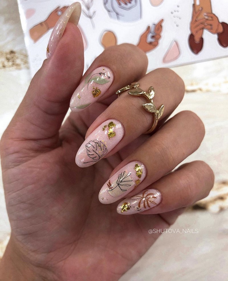 Блестящий маникюр с фольгой 2026 года: лучшие идеи дизайна ногтей с фольгой — фото