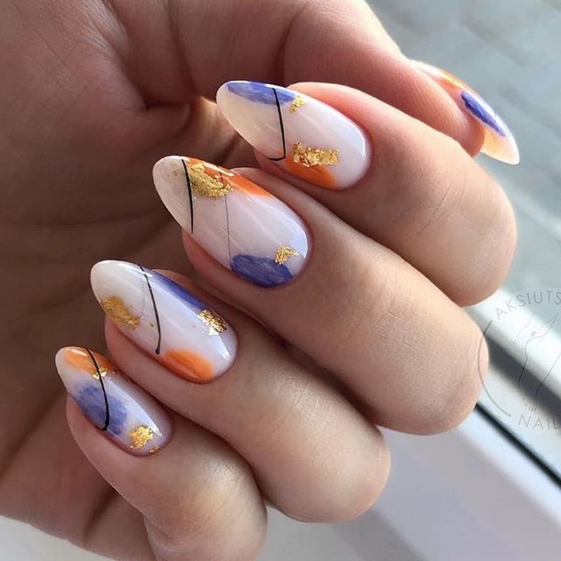 Блестящий маникюр с фольгой 2026 года: лучшие идеи дизайна ногтей с фольгой — фото