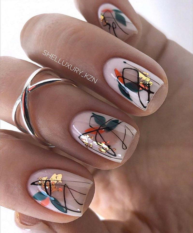 Блестящий маникюр с фольгой 2026 года: лучшие идеи дизайна ногтей с фольгой — фото