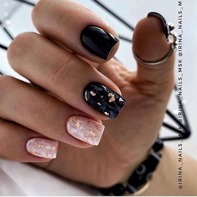 Блестящий маникюр с фольгой 2026 года: лучшие идеи дизайна ногтей с фольгой — фото