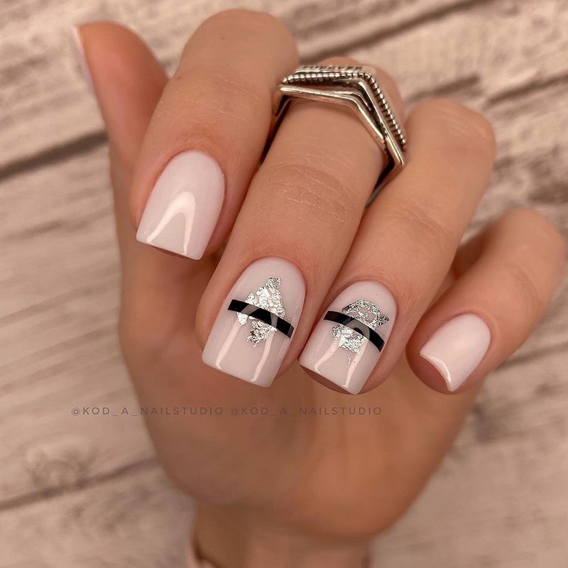 Блестящий маникюр с фольгой 2026 года: лучшие идеи дизайна ногтей с фольгой — фото