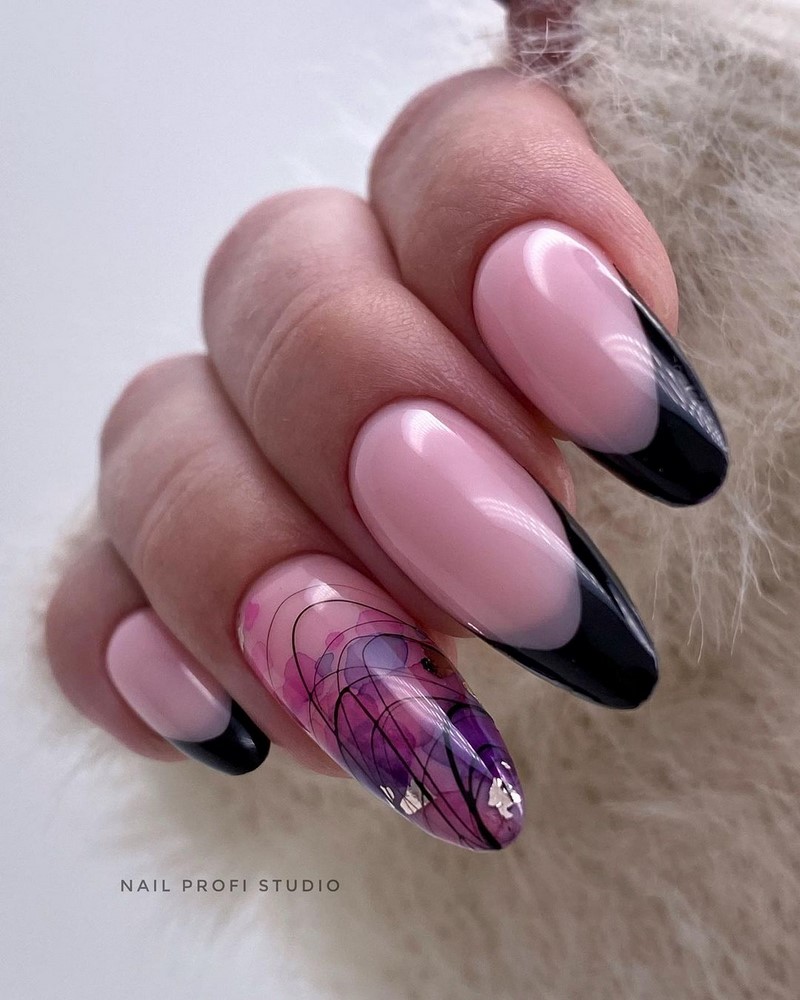 Блестящий маникюр с фольгой 2026 года: лучшие идеи дизайна ногтей с фольгой — фото