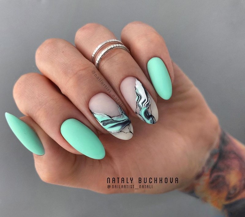 Суперновинки маникюра весна-лето 2026 – модные тренды сезонного дизайна ногтей