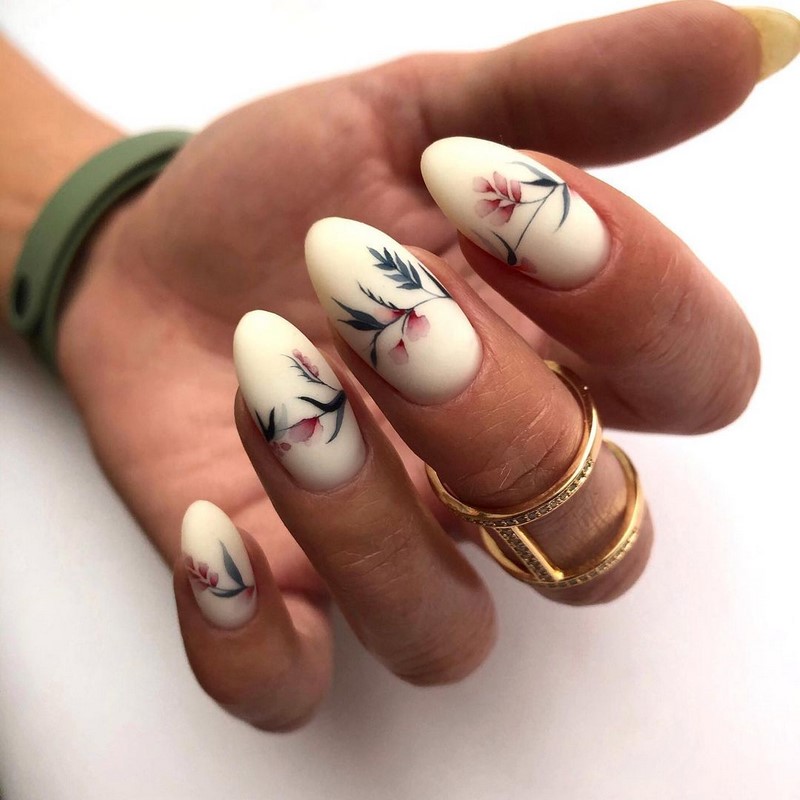 Суперновинки маникюра весна-лето 2026 – модные тренды сезонного дизайна ногтей