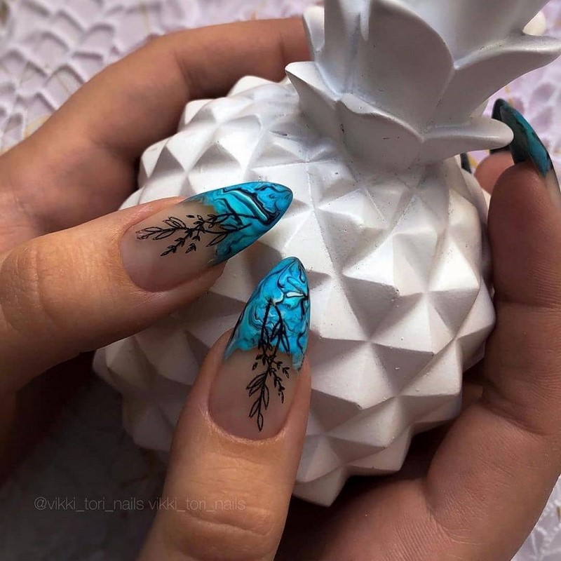 Суперновинки маникюра весна-лето 2026 – модные тренды сезонного дизайна ногтей