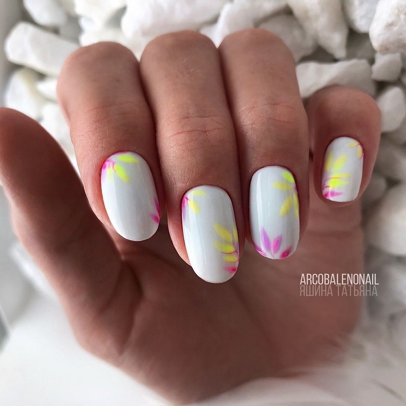 Суперновинки маникюра весна-лето 2026 – модные тренды сезонного дизайна ногтей