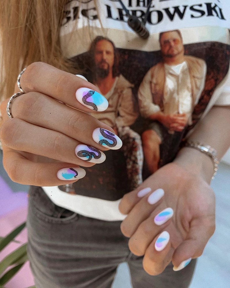 Суперновинки маникюра весна-лето 2026 – модные тренды сезонного дизайна ногтей