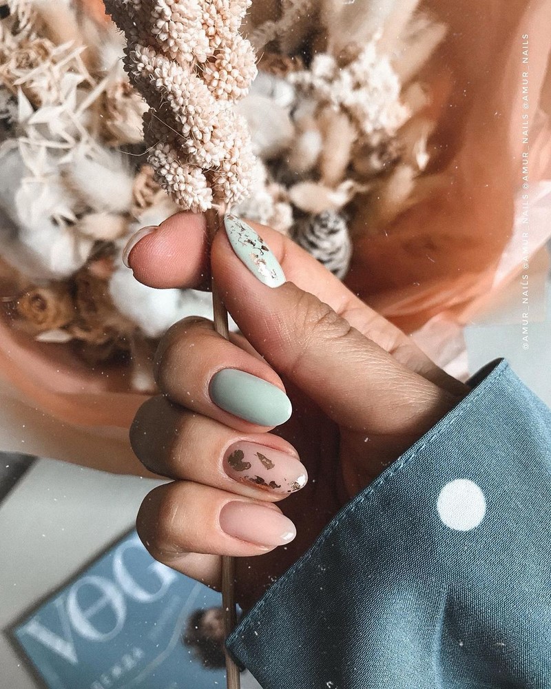 Суперновинки маникюра весна-лето 2026 – модные тренды сезонного дизайна ногтей