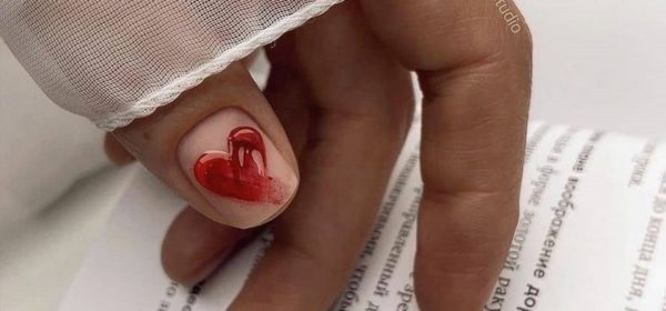 Стильный маникюр на короткие ногти 2026: лучшие идеи, новинки, тенденции — фото