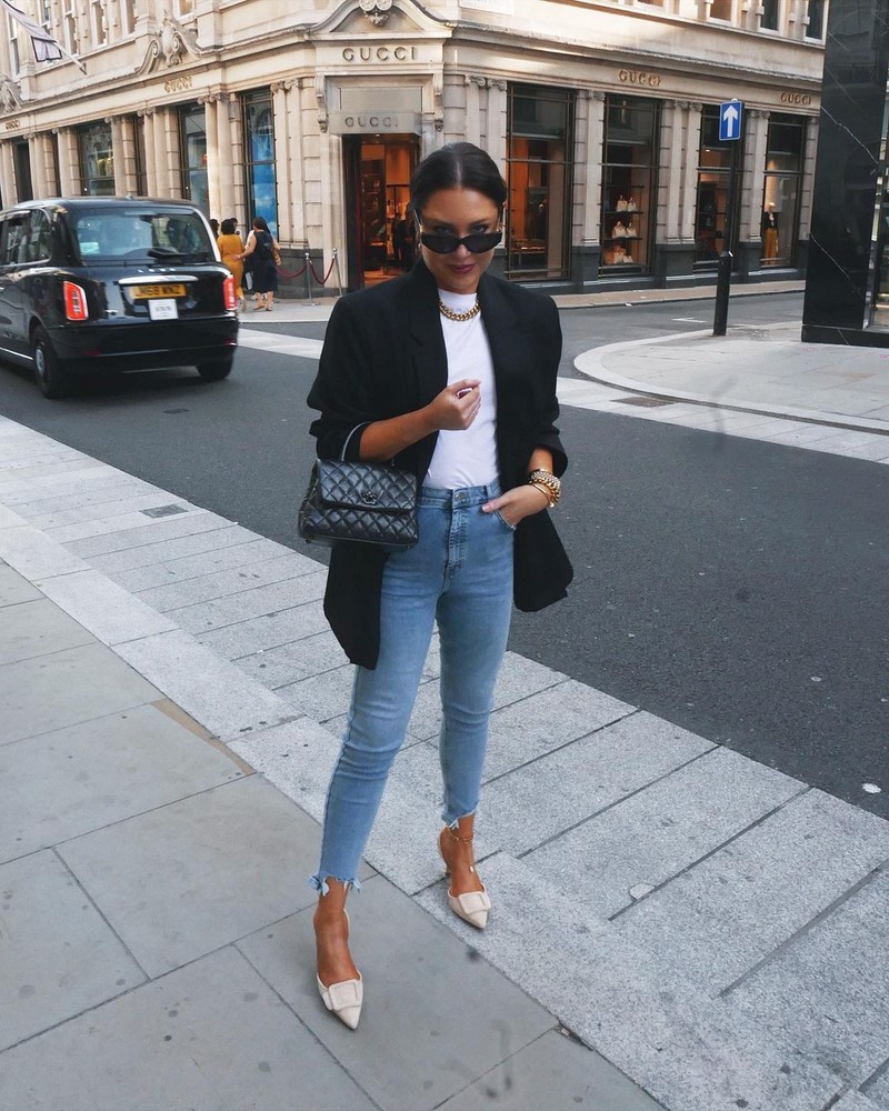 Все о базовом и капсульном гардеробе: актуальные примеры образов 2026