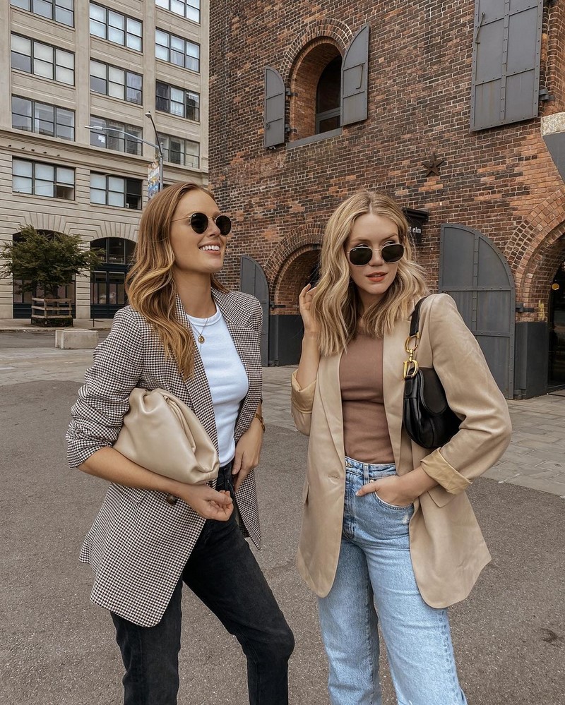 Все о базовом и капсульном гардеробе: актуальные примеры образов 2026