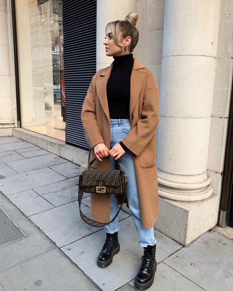 Все о базовом и капсульном гардеробе: актуальные примеры образов 2026