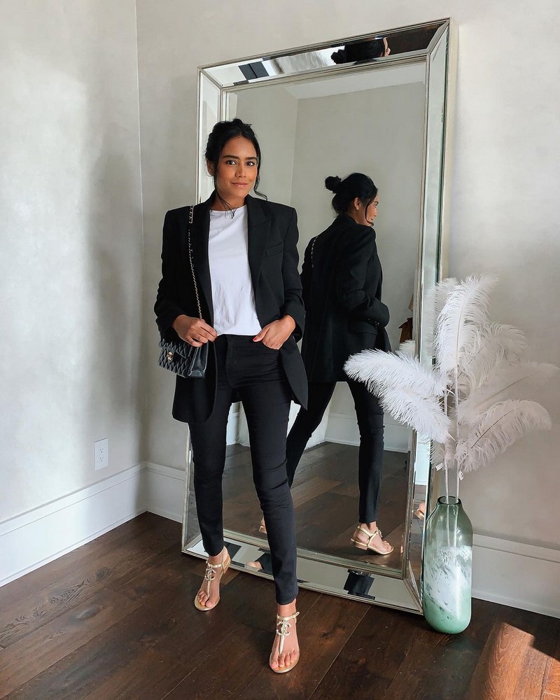 Все о базовом и капсульном гардеробе: актуальные примеры образов 2026