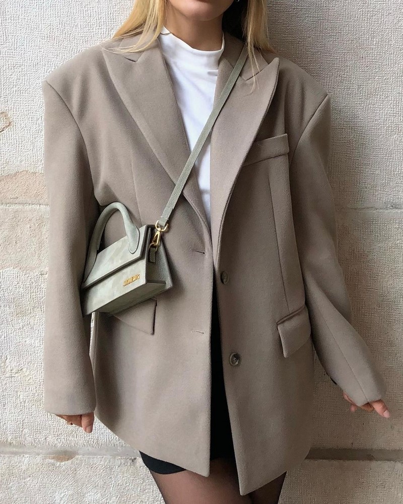 Все о базовом и капсульном гардеробе: актуальные примеры образов 2026