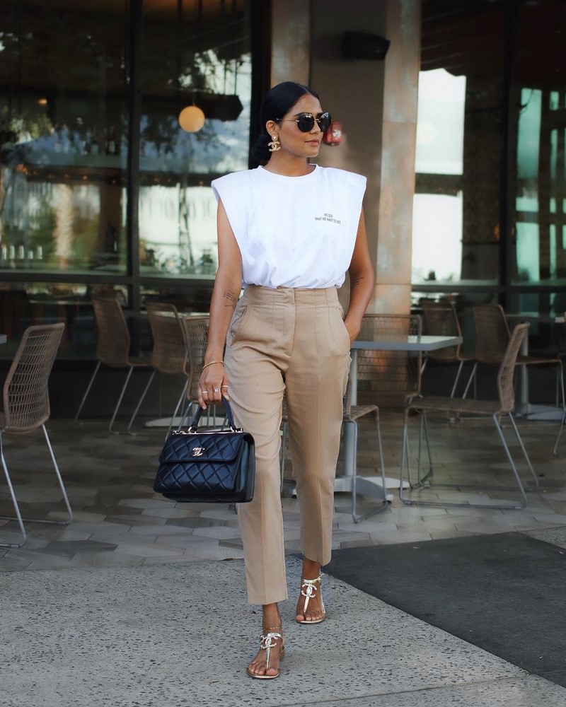 Все о базовом и капсульном гардеробе: актуальные примеры образов 2026