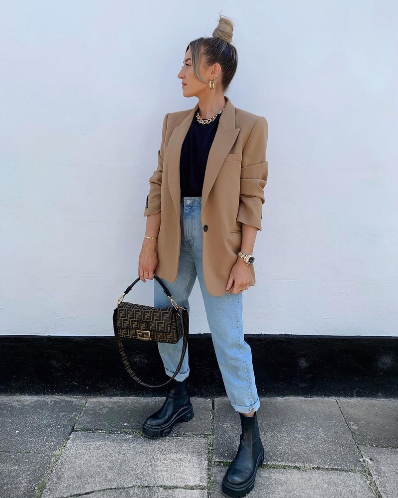 Все о базовом и капсульном гардеробе: актуальные примеры образов 2026