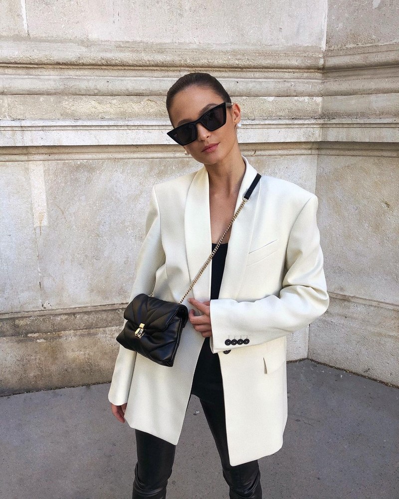 Все о базовом и капсульном гардеробе: актуальные примеры образов 2026