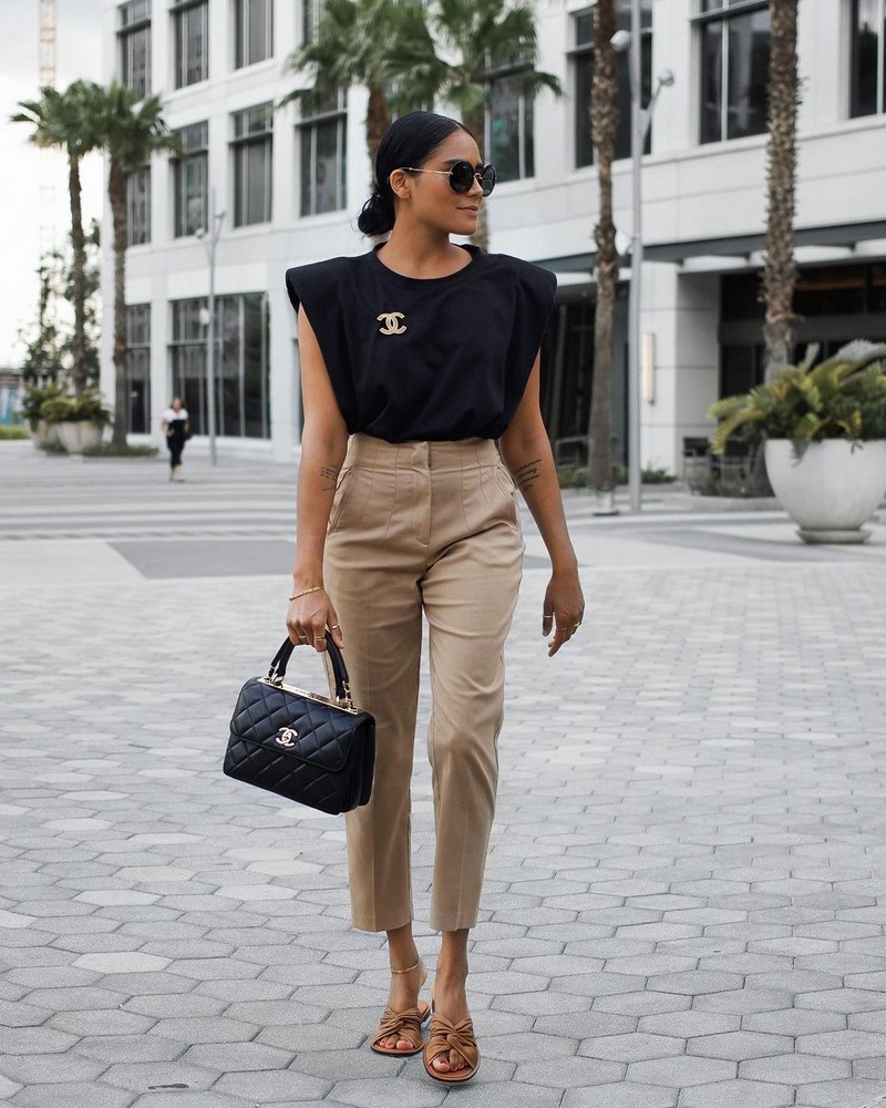 Все о базовом и капсульном гардеробе: актуальные примеры образов 2026