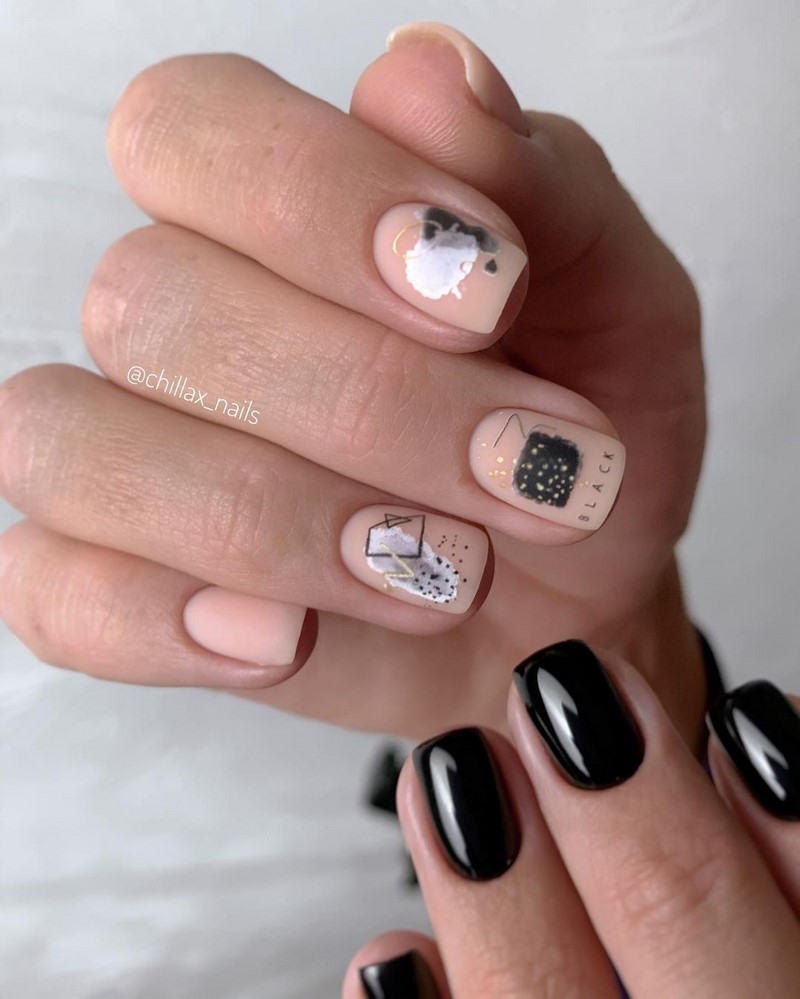 Стильный маникюр на короткие ногти 2026: лучшие идеи, новинки, тенденции — фото