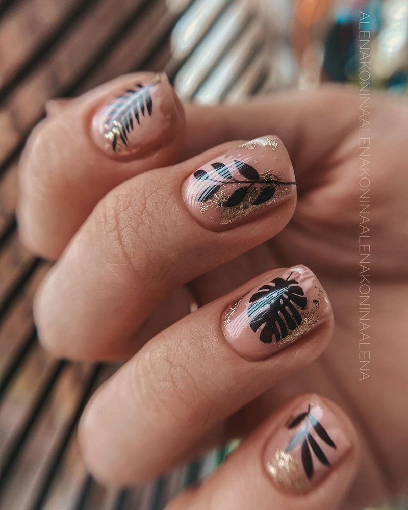 Стильный маникюр на короткие ногти 2026: лучшие идеи, новинки, тенденции — фото