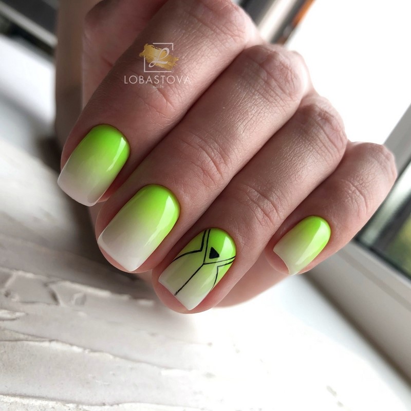 Стильный маникюр на короткие ногти 2026: лучшие идеи, новинки, тенденции — фото