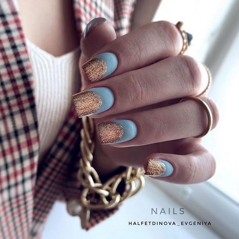 Стильный маникюр на короткие ногти 2026: лучшие идеи, новинки, тенденции — фото