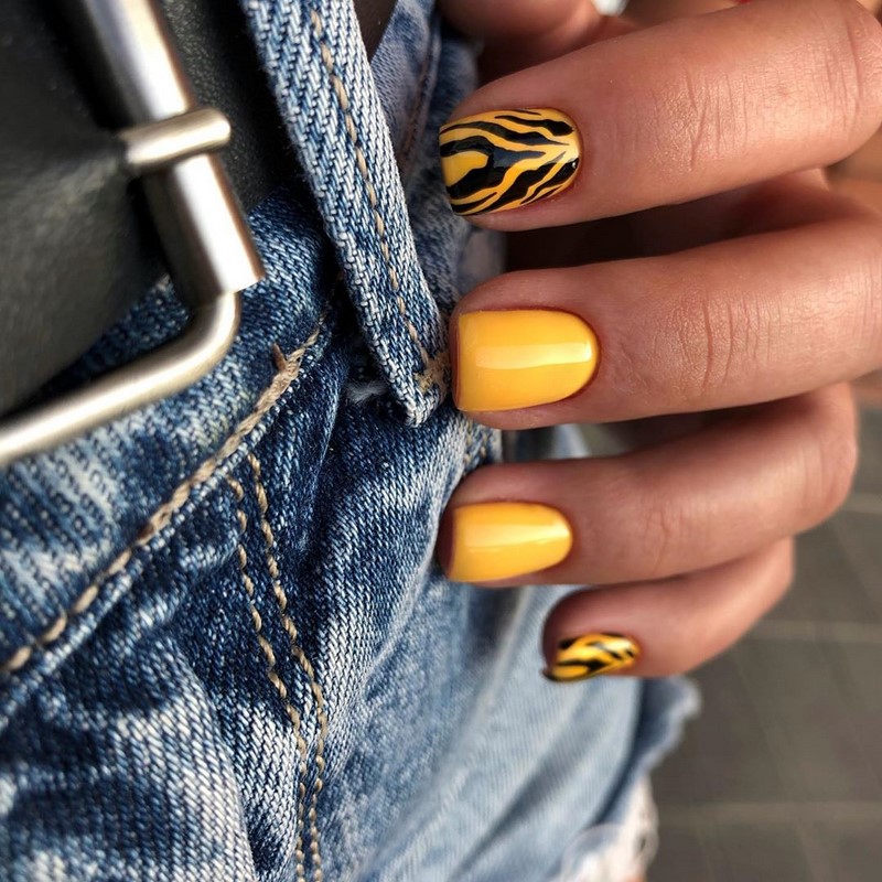 Стильный маникюр на короткие ногти 2026: лучшие идеи, новинки, тенденции — фото