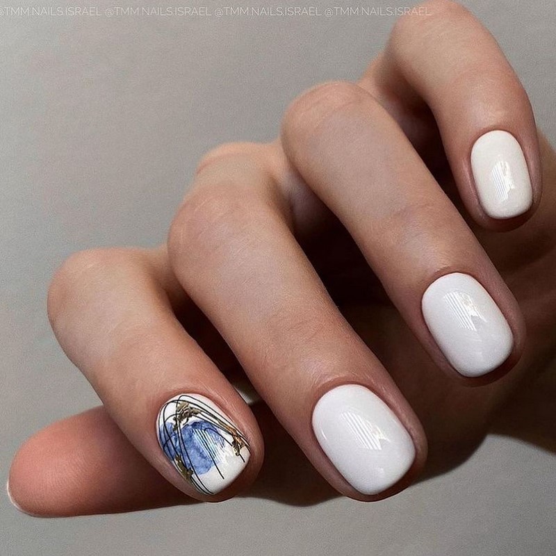 Стильный маникюр на короткие ногти 2026: лучшие идеи, новинки, тенденции — фото