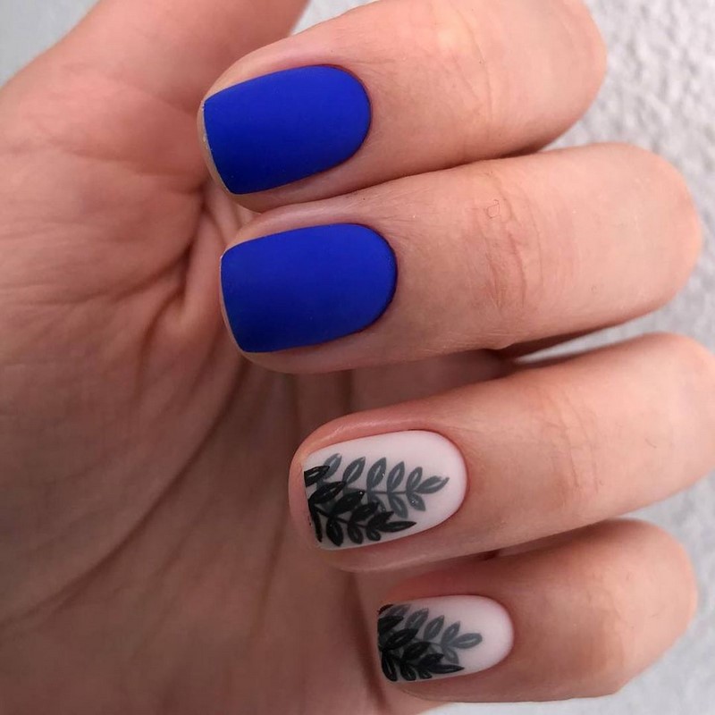 Стильный маникюр на короткие ногти 2026: лучшие идеи, новинки, тенденции — фото