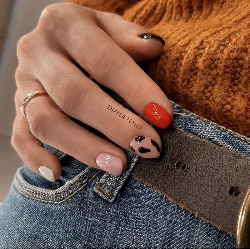 Стильный маникюр на короткие ногти 2026: лучшие идеи, новинки, тенденции — фото