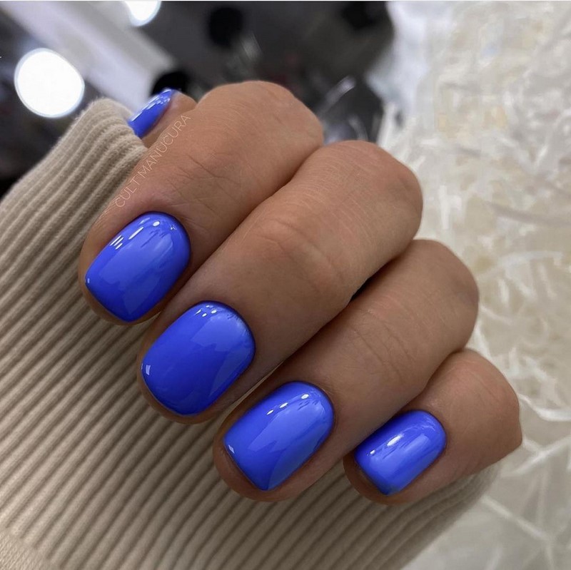 Стильный маникюр на короткие ногти 2026: лучшие идеи, новинки, тенденции — фото