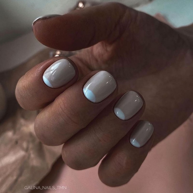 Стильный маникюр на короткие ногти 2026: лучшие идеи, новинки, тенденции — фото