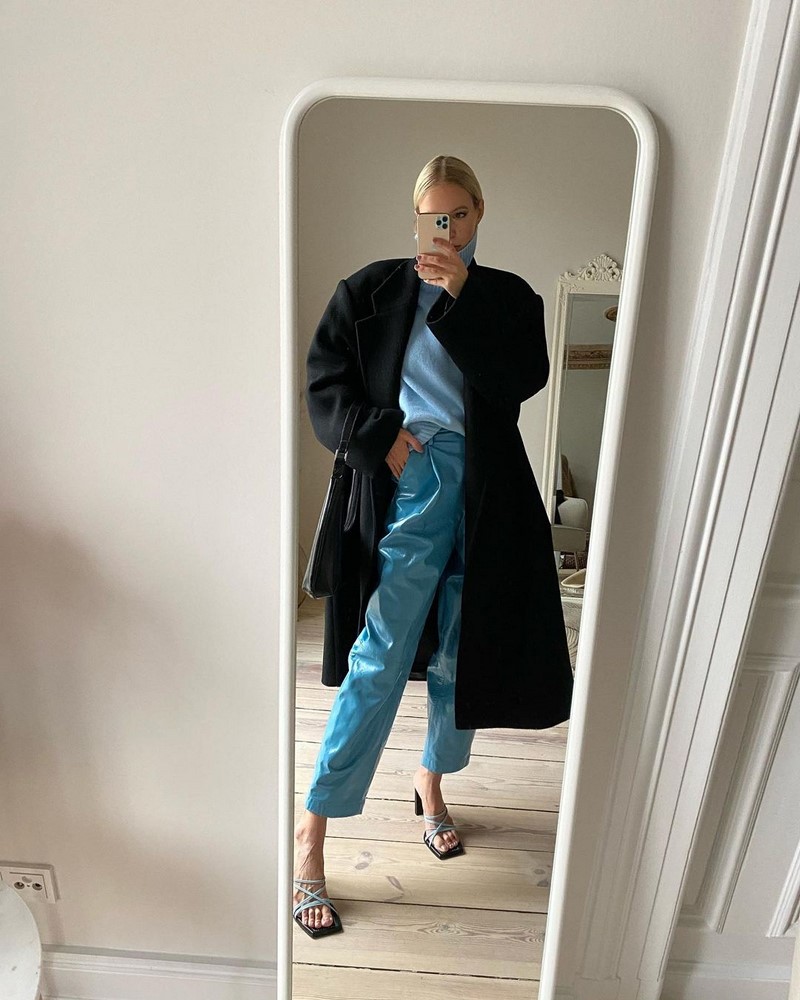 Стильные джинсы 2026 года: новинки, тренды, модные образы — фото