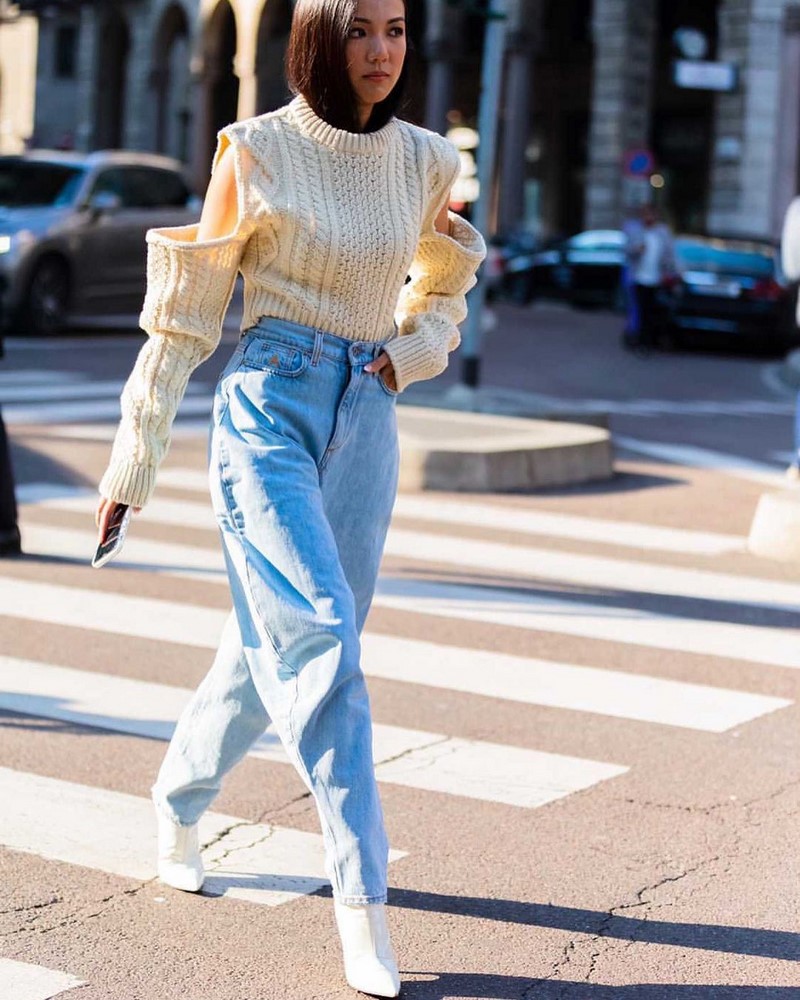 Стильные джинсы 2026 года: новинки, тренды, модные образы — фото