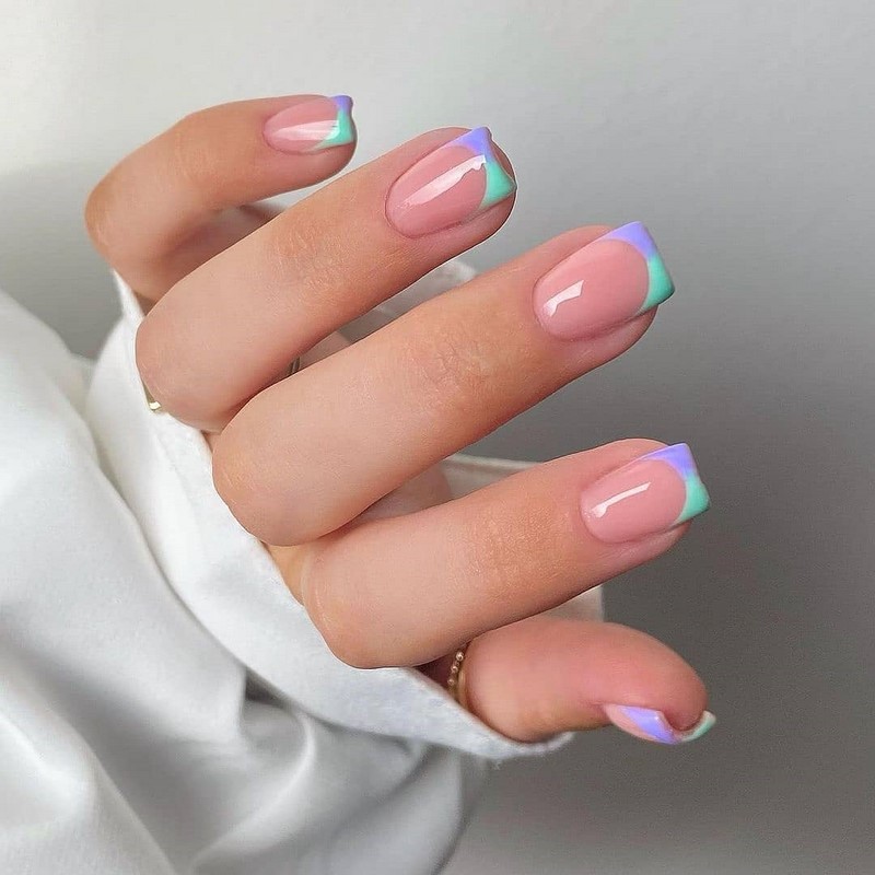 Модный летний френч 2026 – лучшие примеры цветного френча