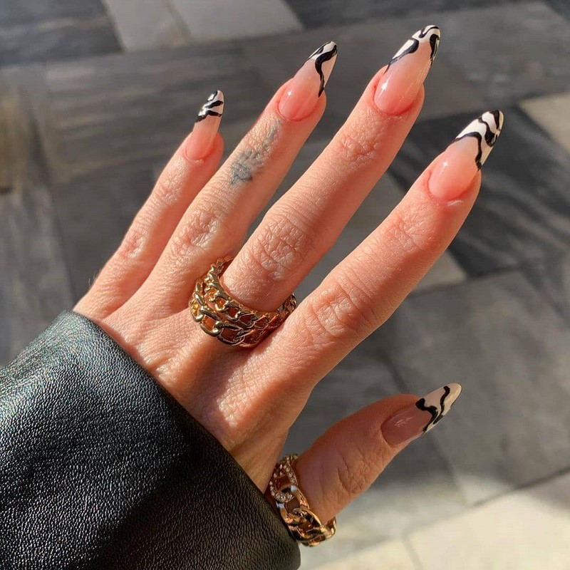 Модный летний френч 2026 – лучшие примеры цветного френча