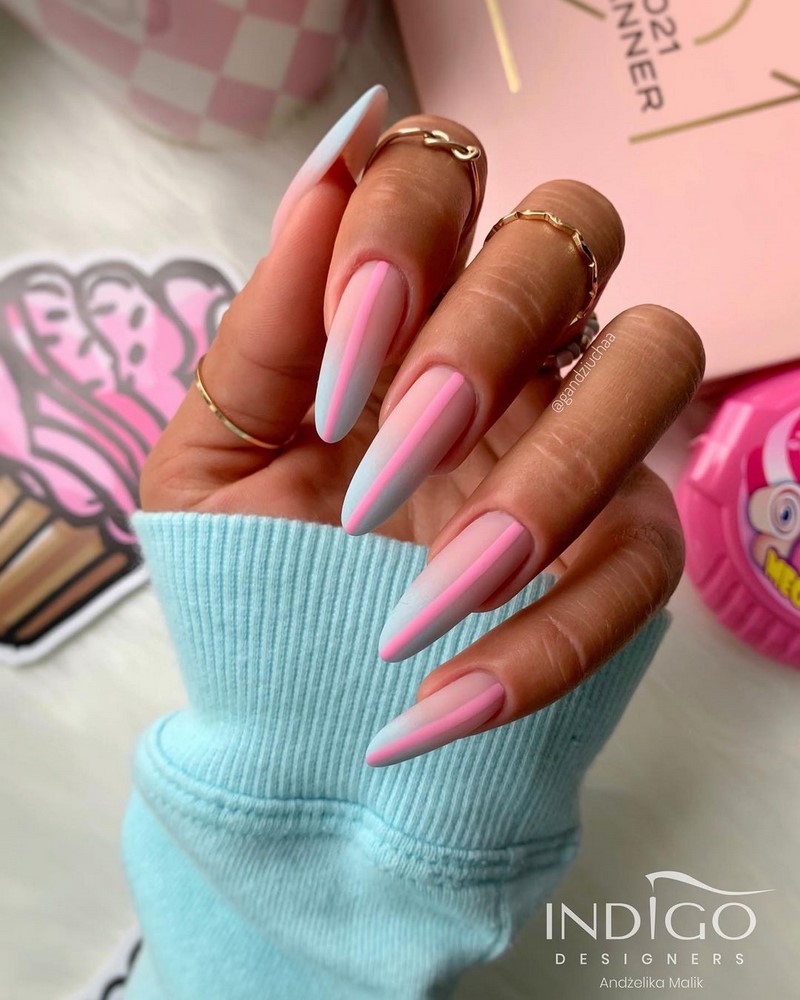 Модный летний френч 2026 – лучшие примеры цветного френча