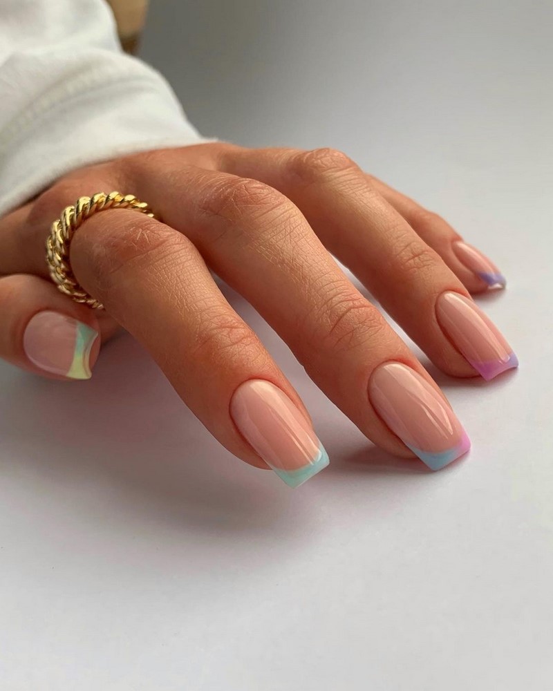 Модный летний френч 2026 – лучшие примеры цветного френча