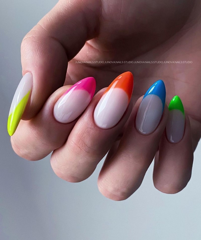 Модный летний френч 2026 – лучшие примеры цветного френча