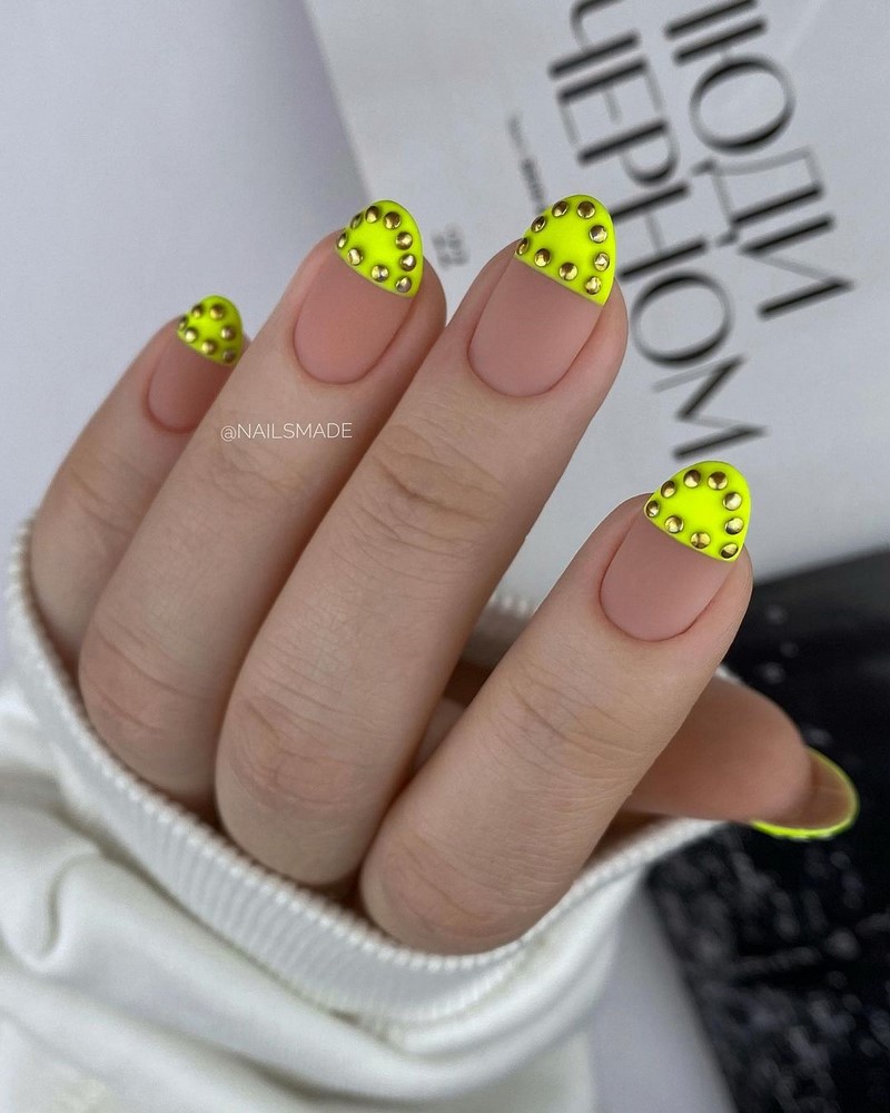 Модный летний френч 2026 – лучшие примеры цветного френча