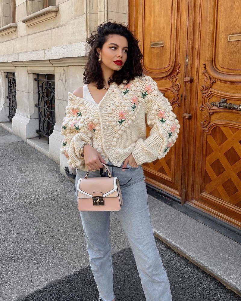 Красивые свитера 2026 года и модные свитшоты – фото, новинки, тренды