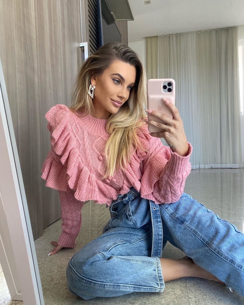 Красивые свитера 2026 года и модные свитшоты – фото, новинки, тренды