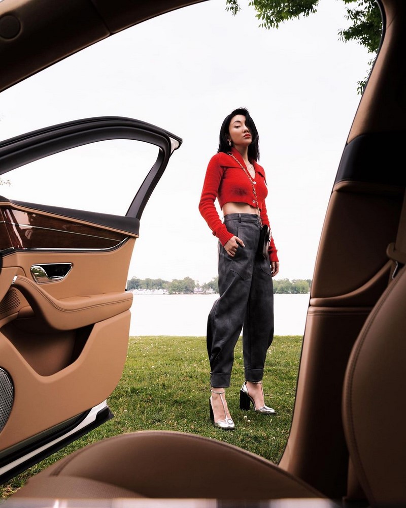 Мода на кожаные брюки 2026: актуальные фасоны в лучших сочетаниях