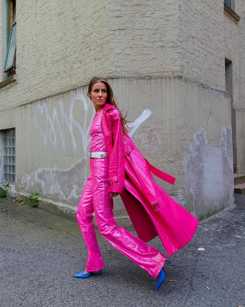 Мода на кожаные брюки 2026: актуальные фасоны в лучших сочетаниях