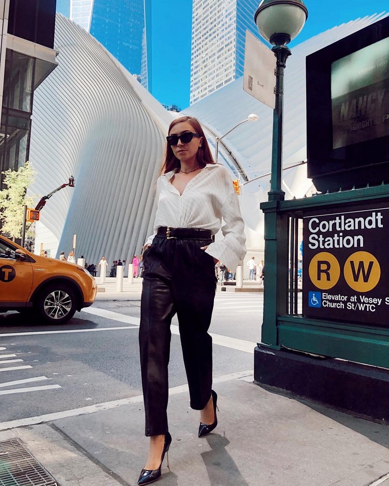 Мода на кожаные брюки 2026: актуальные фасоны в лучших сочетаниях