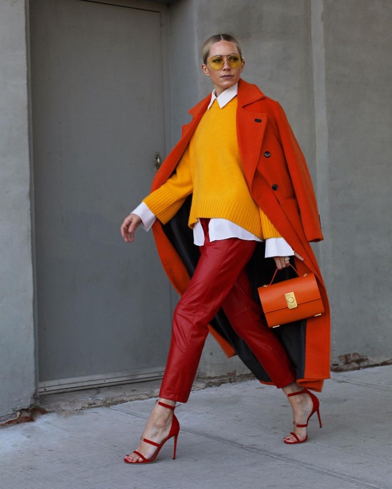 Мода на кожаные брюки 2026: актуальные фасоны в лучших сочетаниях