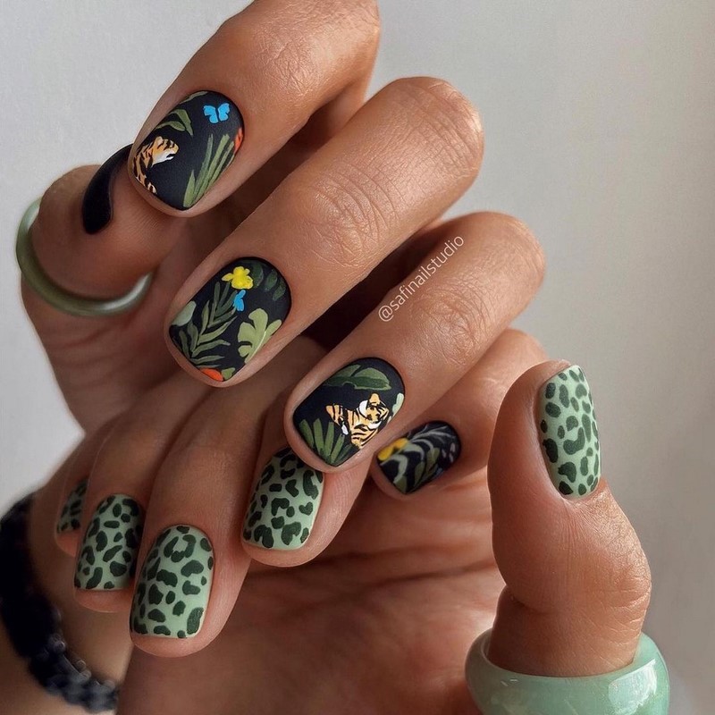 Рисунки в дизайне ноготков осень-зима 2026-2027: фото нейл-арта